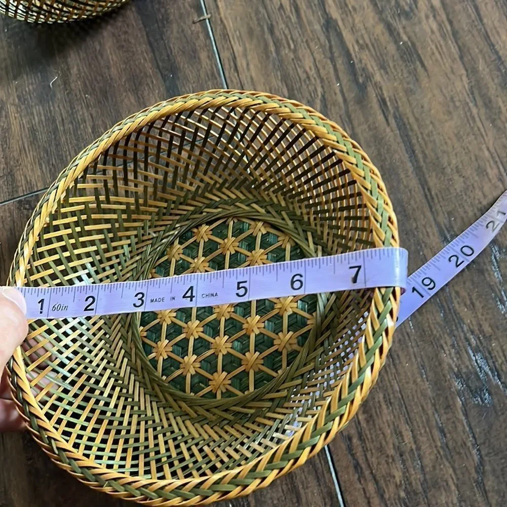 Vintage Cross hatch Wicker/Rattan 3 Set Nesting Baskets beautiful EUC tan green